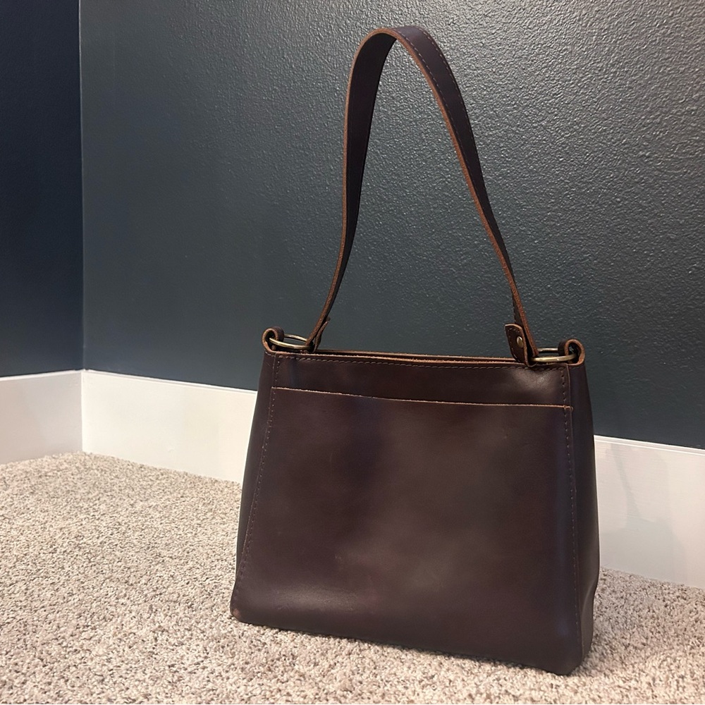 Portland Leather Triangle Shoulder Bag Grizzly 10”x11”x9”x2.5”x5” Strap 11”x1”